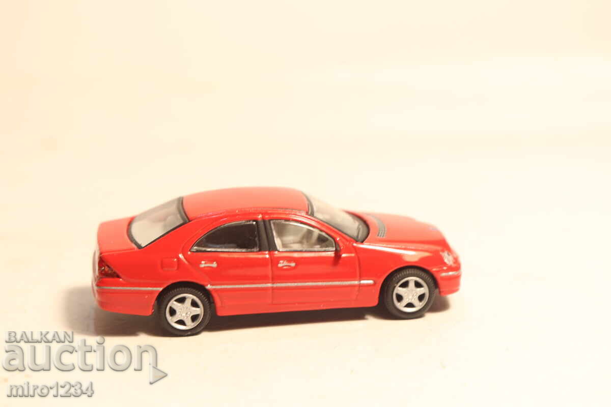 Delivery of 1/72 MERCEDES BENZ C TOY CAR MODEL Delivery of 1/72 MERCEDES BENZ C TOY CAR MODEL