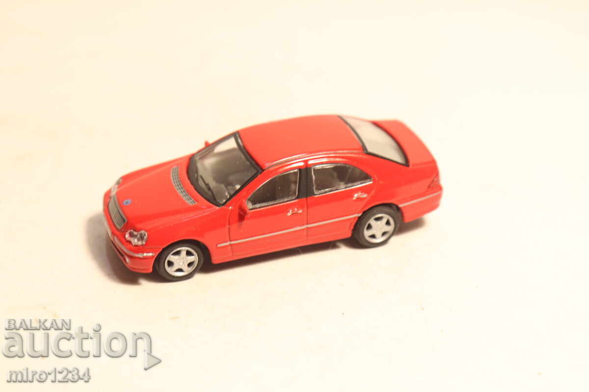 1/72 MERCEDES BENZ C TOY CAR MODEL - 6 1/72 MERCEDES BENZ C TOY CAR MODEL - 6
