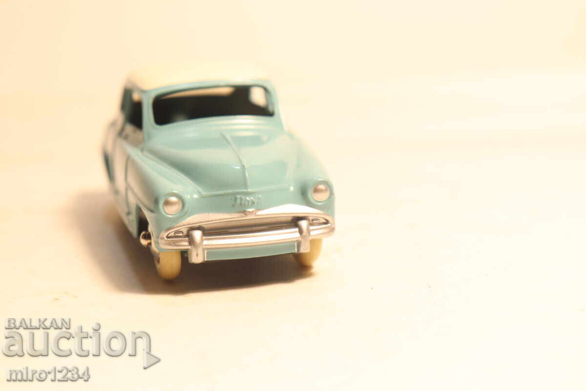Licitație DINKY TOYS SIMCA CAMION MAȘINUȚĂ MODEL