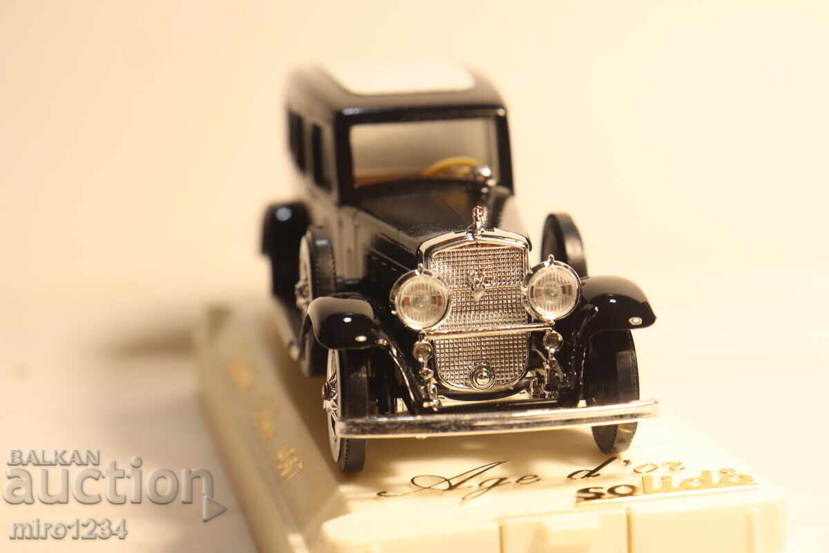 Livrarea MODEL MAȘINĂ 1/43 SOLIDO CADILLAC POLIȚIE ȘERIF