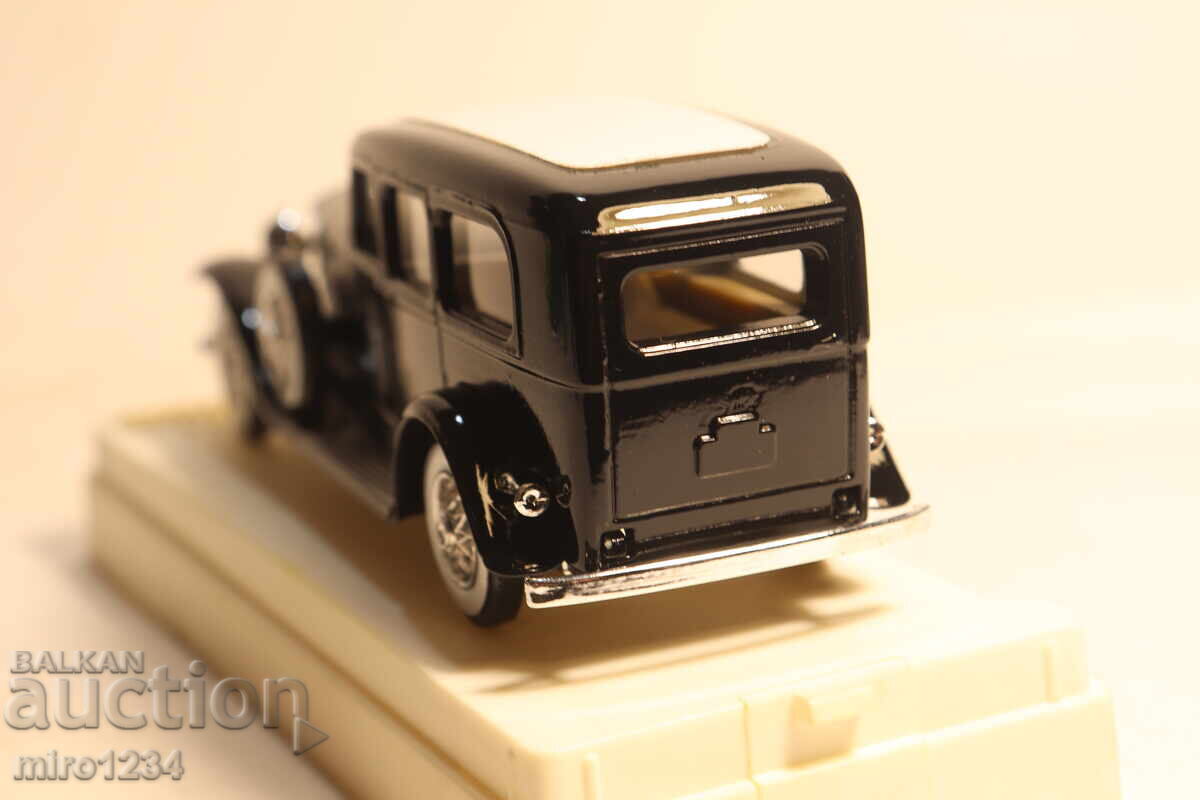 MODEL MAȘINĂ 1/43 SOLIDO CADILLAC POLIȚIE ȘERIF - 6
