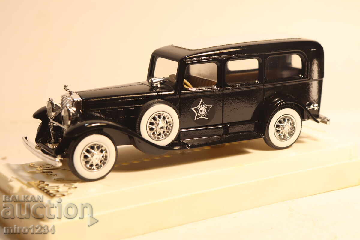 MODEL MAȘINĂ 1/43 SOLIDO CADILLAC POLIȚIE ȘERIF - 7