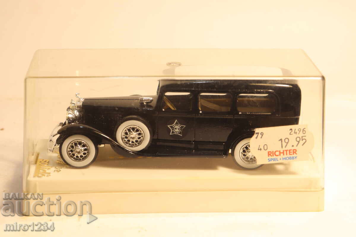 MODEL MAȘINĂ 1/43 SOLIDO CADILLAC POLIȚIE ȘERIF