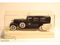 MODEL MAȘINĂ 1/43 SOLIDO CADILLAC POLIȚIE ȘERIF