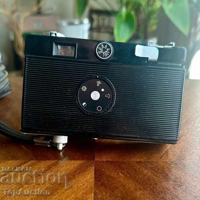 Licitație Aparat foto sovietic retro Vilia-Auto Licitație Aparat foto sovietic retro Vilia-Auto