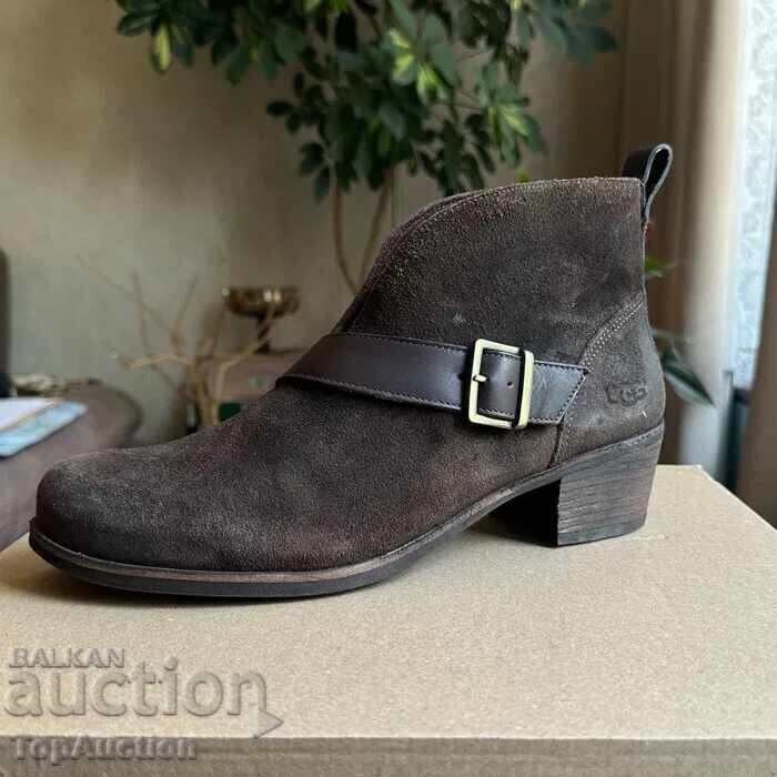 Licitație Ghete de damă de iarnă cu toc UGG Wright Belted Licitație Ghete de damă de iarnă cu toc UGG Wright Belted