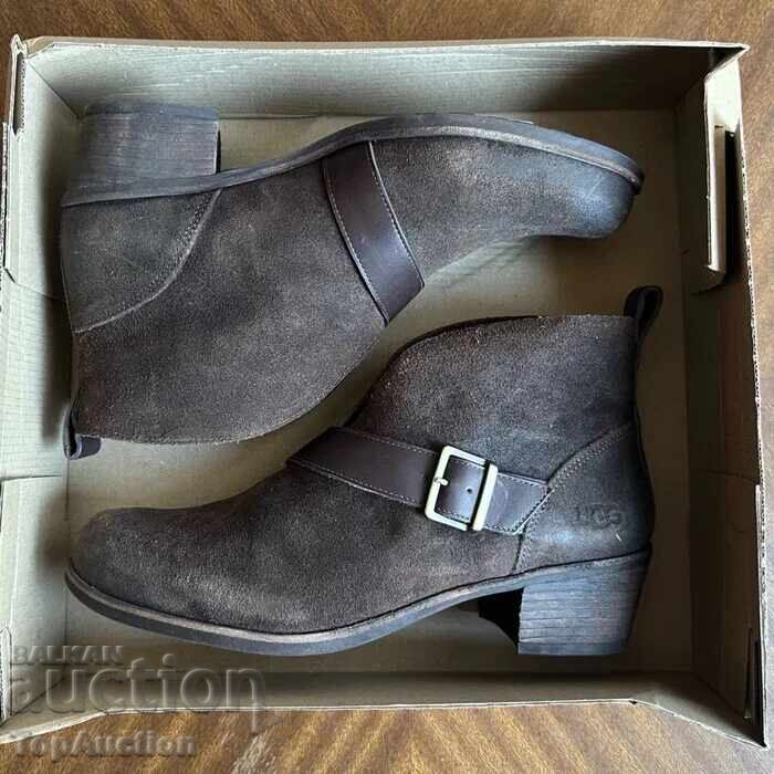 Ghete de damă de iarnă cu toc UGG Wright Belted Ghete de damă de iarnă cu toc UGG Wright Belted