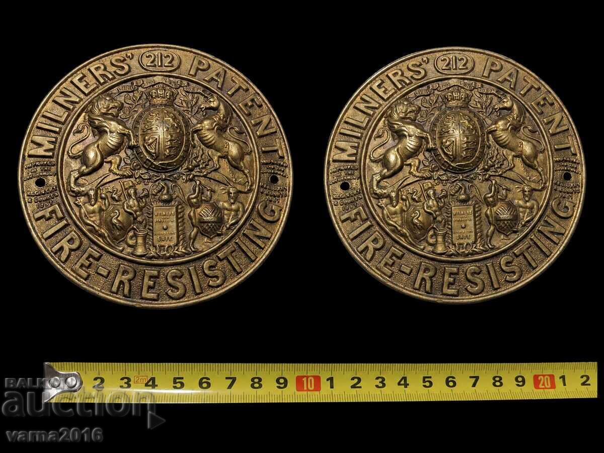 VINTAGE ΠΙΝΑΚΙΔΑ από ΟΡΕΙΧΑΛΚΟ SAFE με τιμή € 120.00 | 234.70 BGN