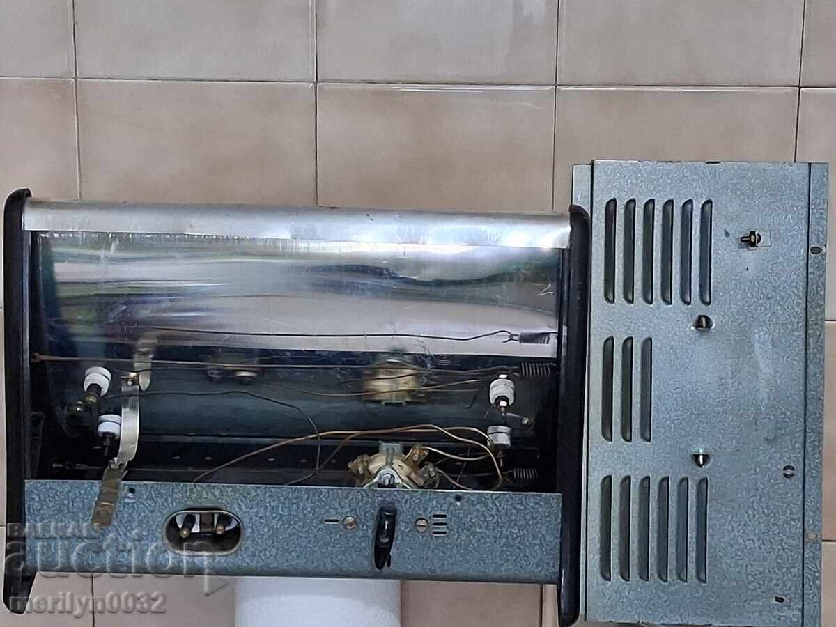 Παλιά ηλεκτρική σόμπα θέρμανσης από την πρώιμη σοσιαλιστική περίοδο Πολωνίας ΛΕΙΤΟΥΡΓΕΙ - 5