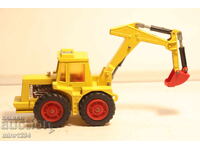 MATCHBOX KING SIZE CAR EXCAVATOR TRACTOR TRUCK MODEL