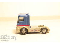 H0 1/87 RENAULT CAP TRACTOR CAMION MODEL MINIATURĂ