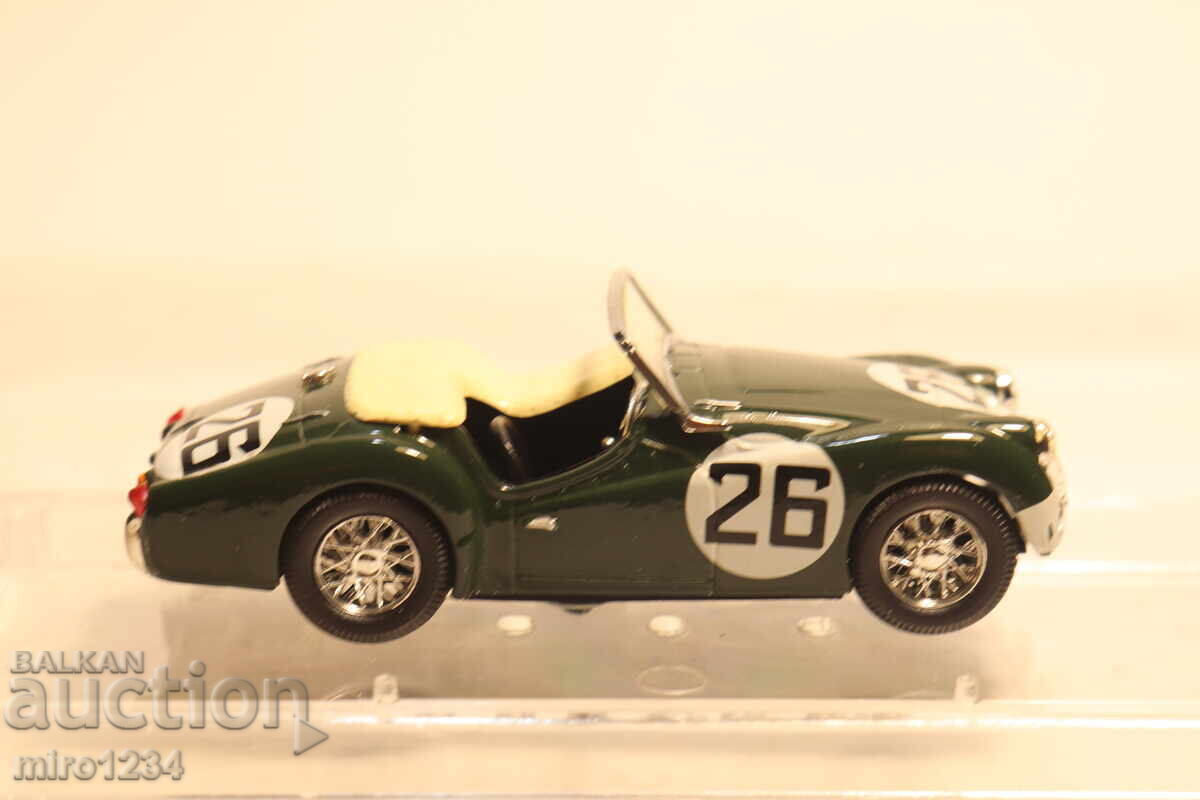 Livrarea MODEL MAȘINUȚĂ RETRO RALIU VITESSE 1/43
