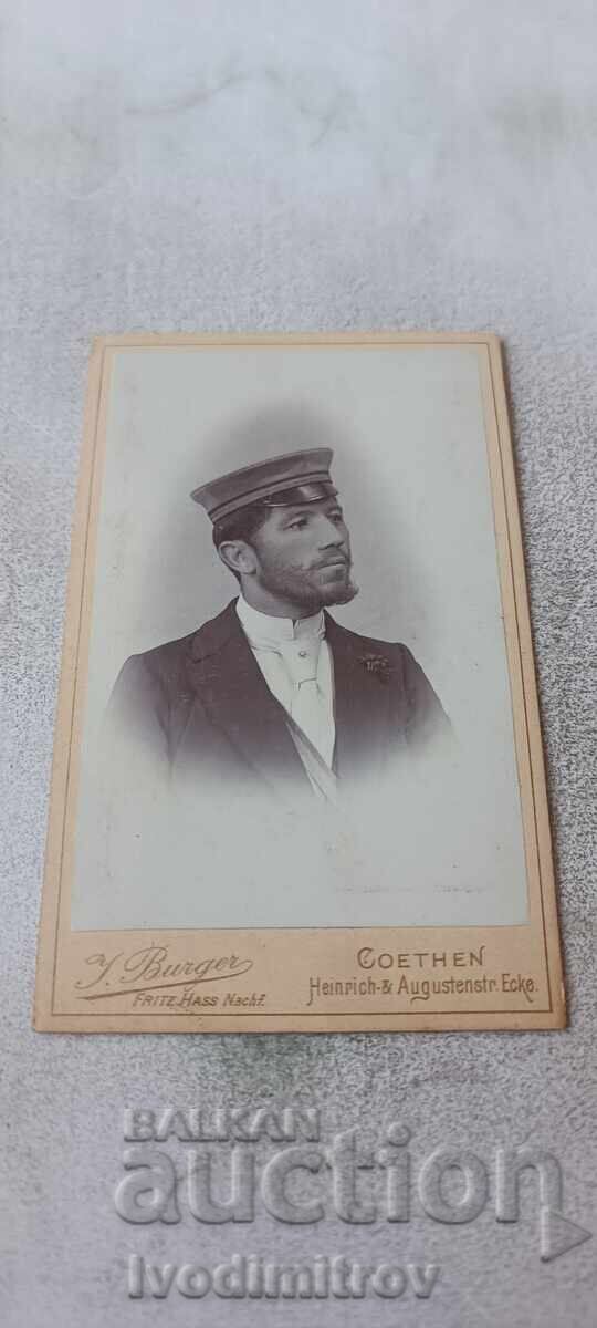 Fotografie Tânăr bărbat Coethen Carton