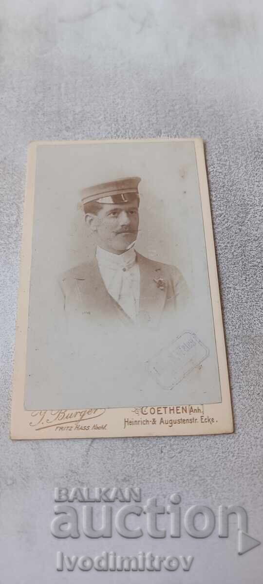 Снимка Млад мъж Coethen Картон Снимка Млад мъж Coethen Картон