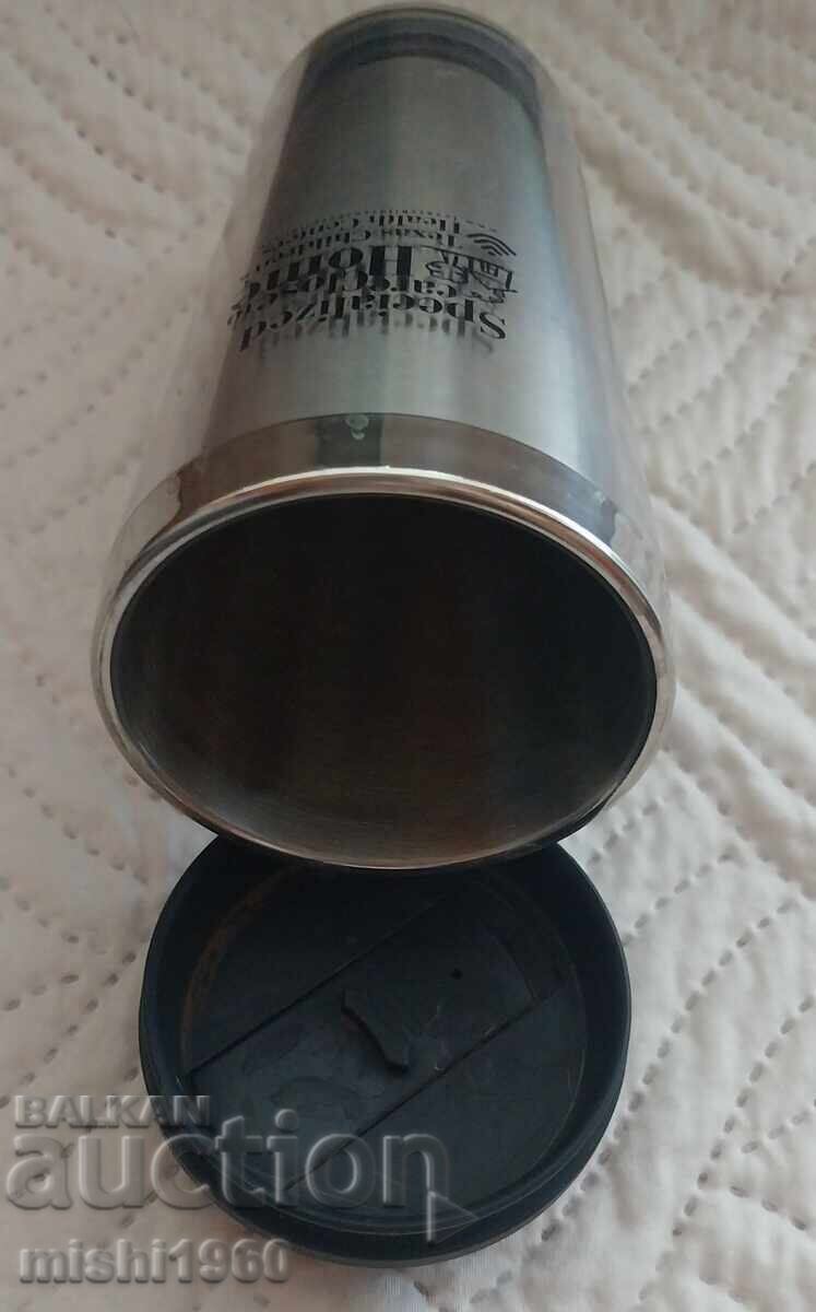 Livrarea Cană termică din metal Livrarea Cană termică din metal