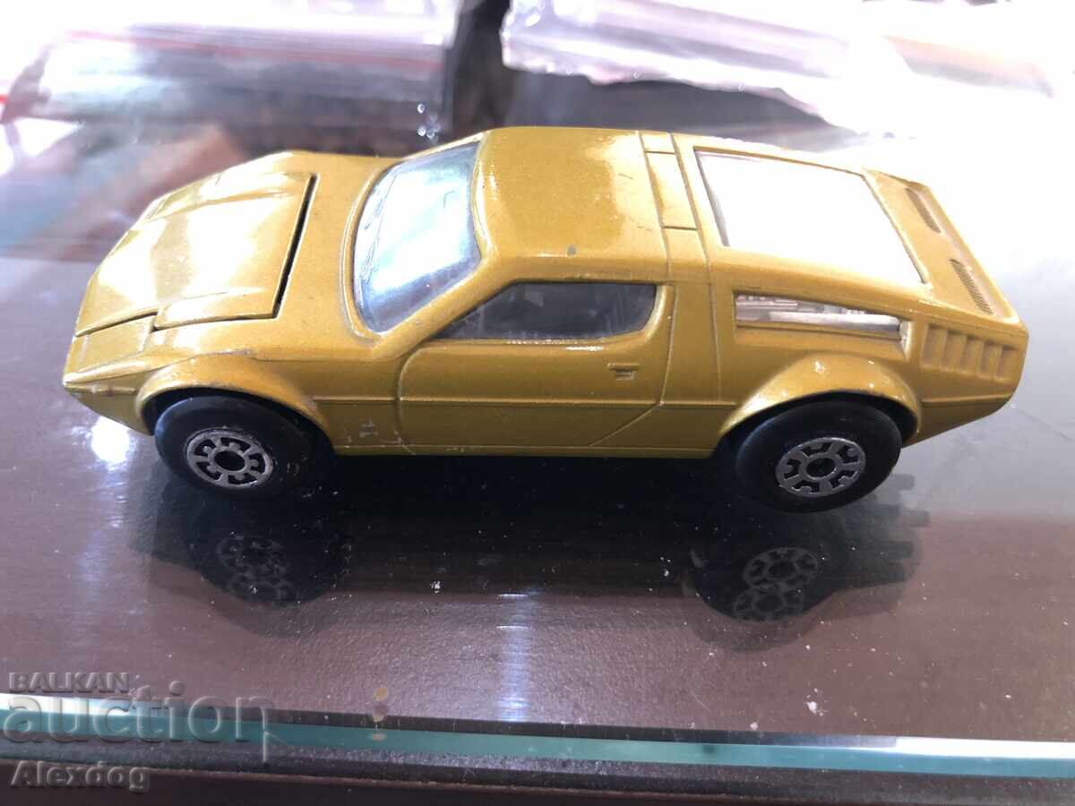 Auction MASERATI BORA - MATCHBOX BULGARIA Auction MASERATI BORA - MATCHBOX BULGARIA