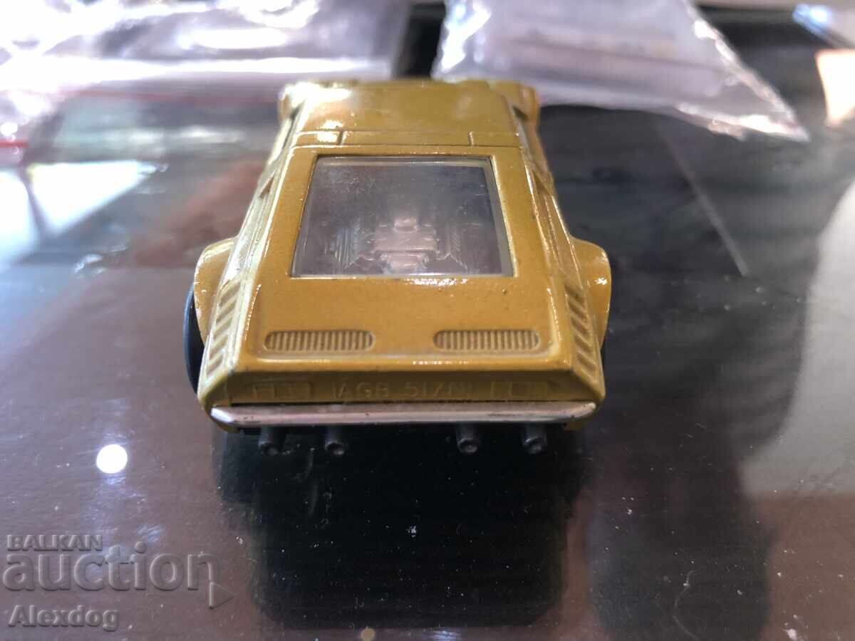 Delivery of MASERATI BORA - MATCHBOX BULGARIA Delivery of MASERATI BORA - MATCHBOX BULGARIA