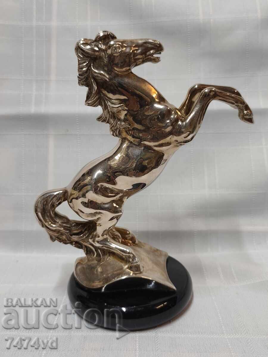 FIGURINĂ DE DESIGN CAL, ARGINT 925 - MIDA cu preț € 150.00 | 293.38 BGN