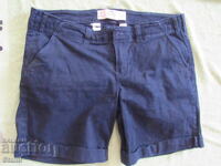 Pantaloni scurți HOLLISTER mărimea 28