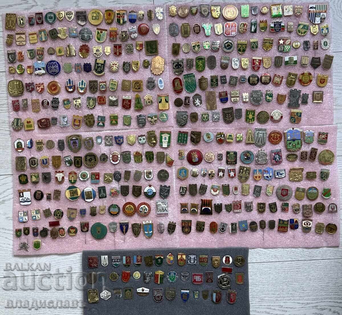 Collection of badges with coats of arms of Bulgarian cities, municipalities, and villages Collection of badges with coats of arms of Bulgarian cities, municipalities, and villages