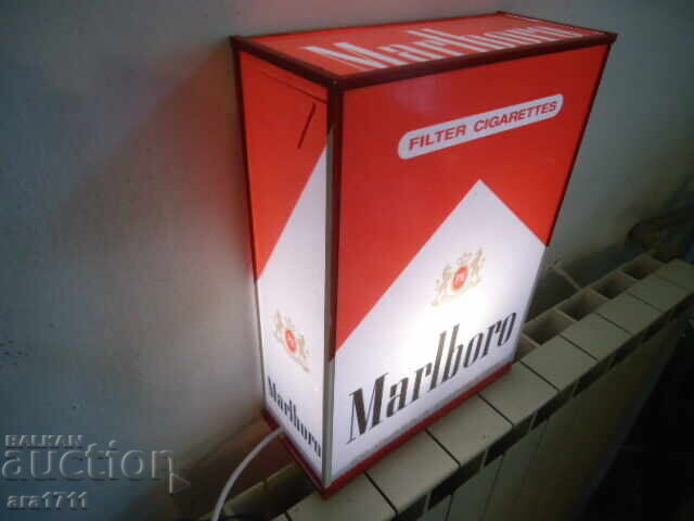 Livrarea Cutie luminoasă Marlboro