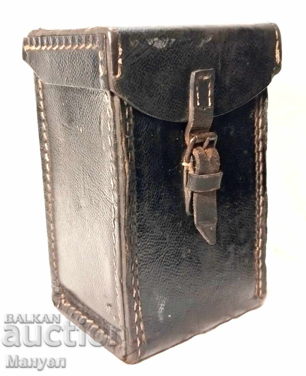 Old leather bag Amtsanschliesser 33, Wehrmacht, WWII with price € 120.00 | 234.70 BGN