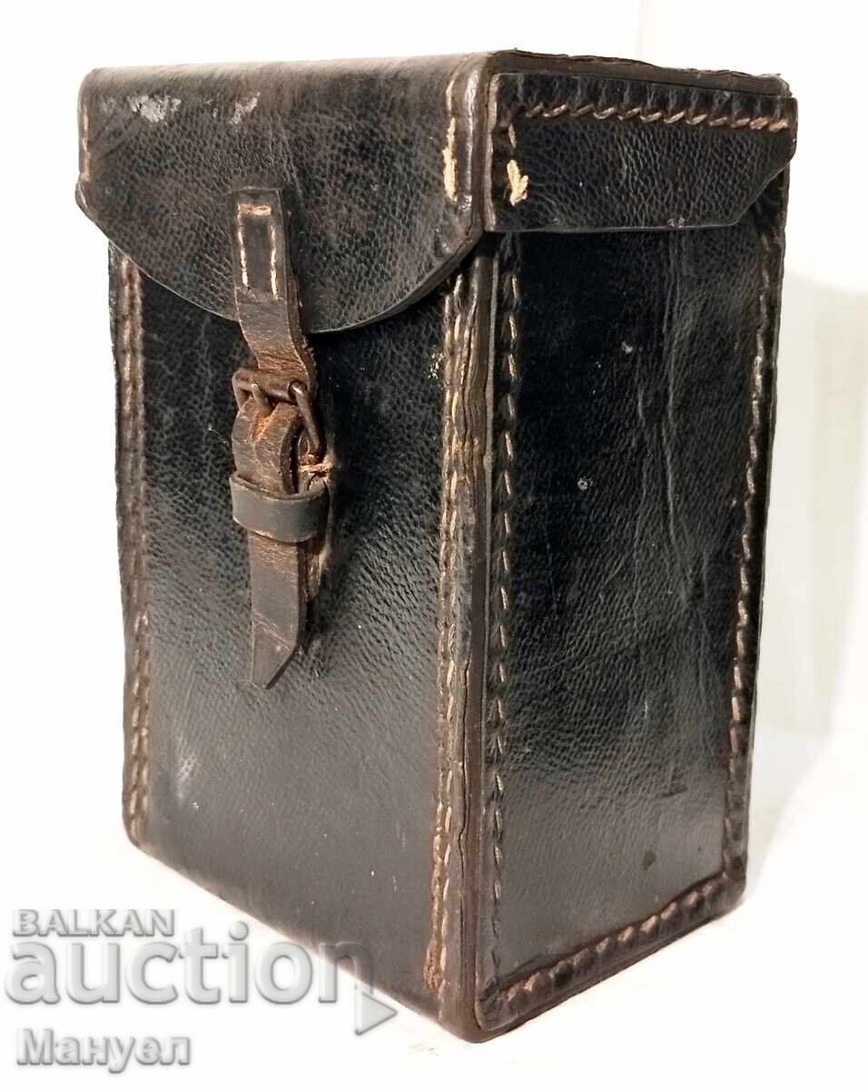 Old leather bag Amtsanschliesser 33, Wehrmacht, WWII