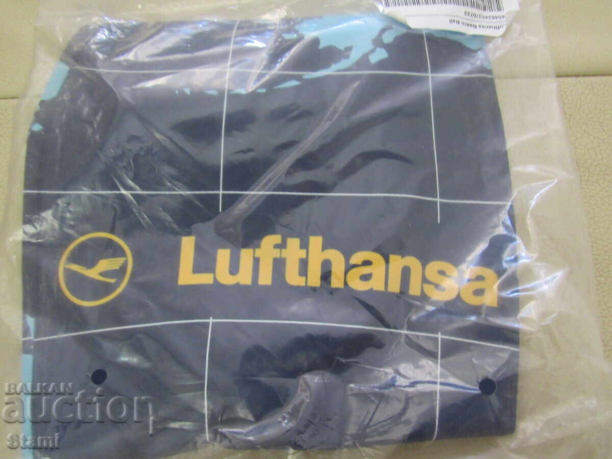 Auction  Lufthansa inflatable water ball, new