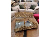 Decorațiune luxoasă cu două niveluri, aurie, cu baze tip oglindă