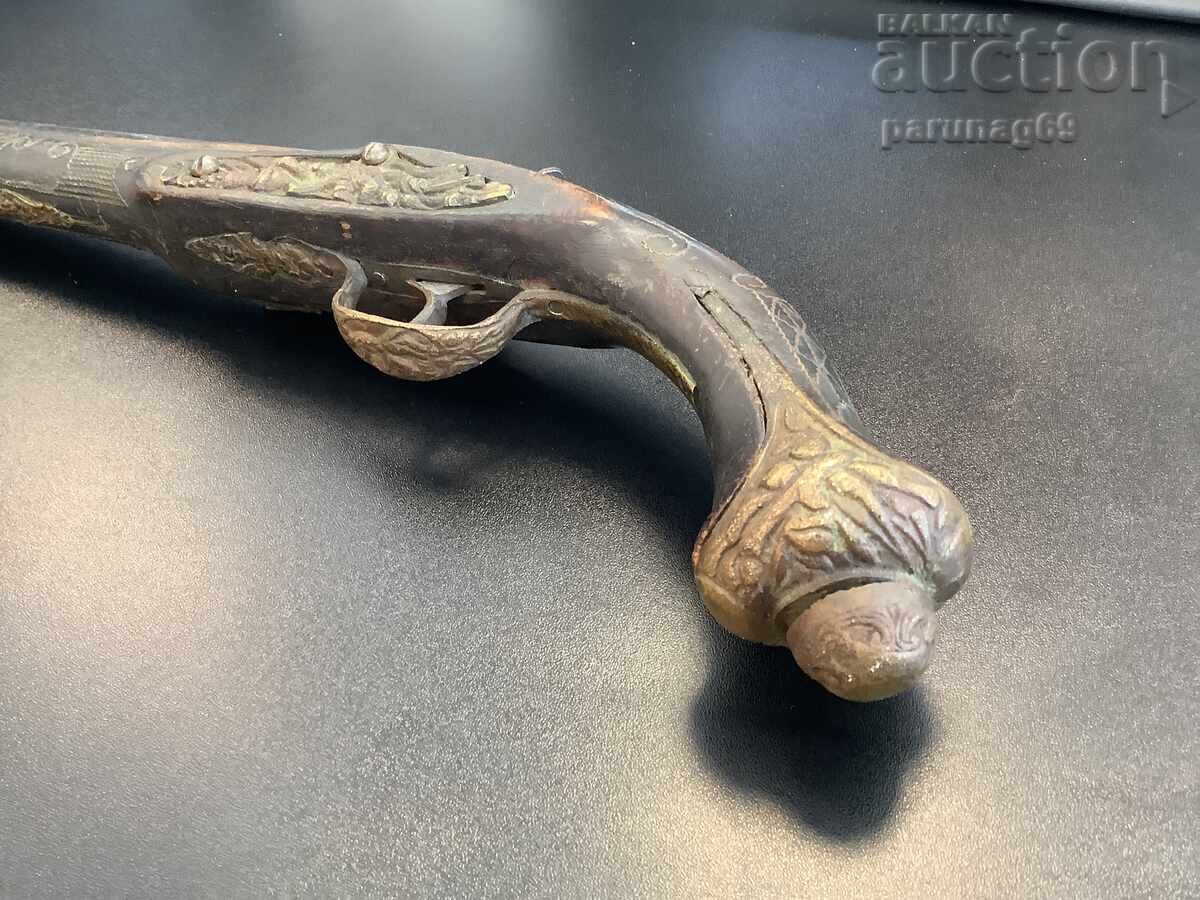 Livrarea Pistol cu cremene din secolul al XIX-lea