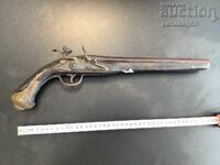 Pistol cu cremene din secolul al XIX-lea
