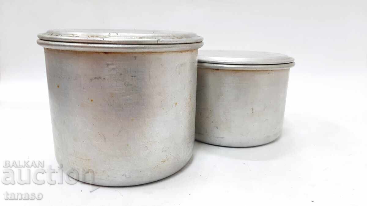 Licitație Set 2 cutii retro din aluminiu cu capac – anii '60
