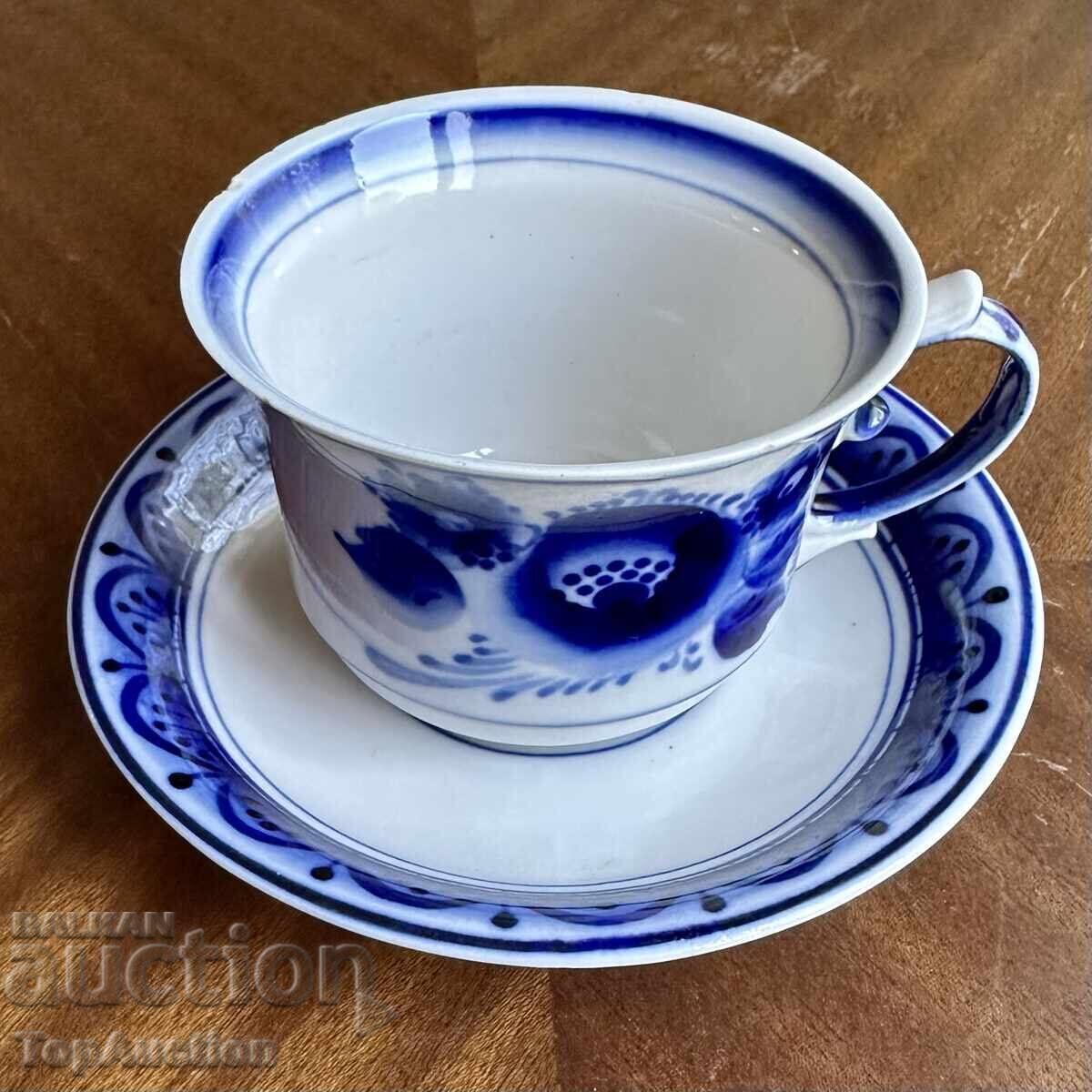 Auction  Hand-painted cup and saucer "GZHEL" (Russia) - for export