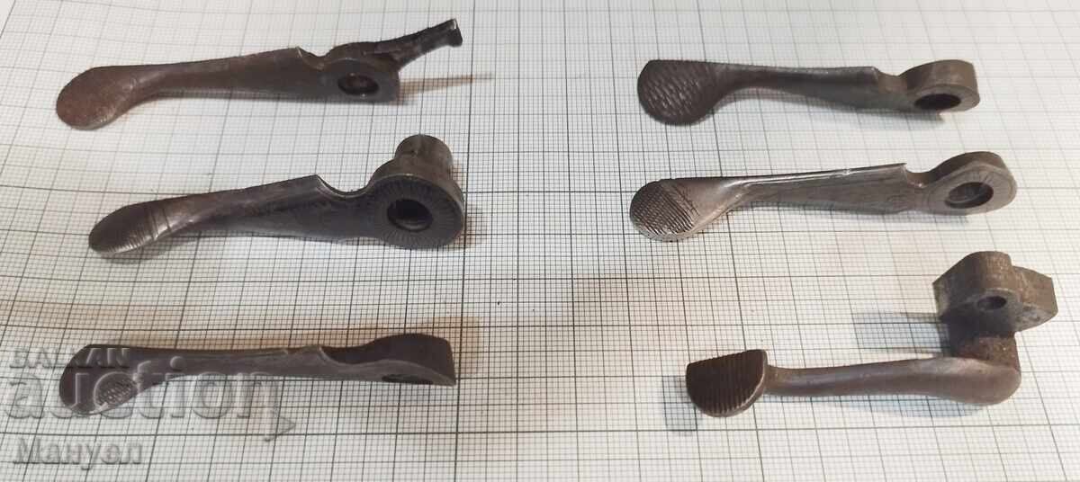 Auction  Spare parts for weapons