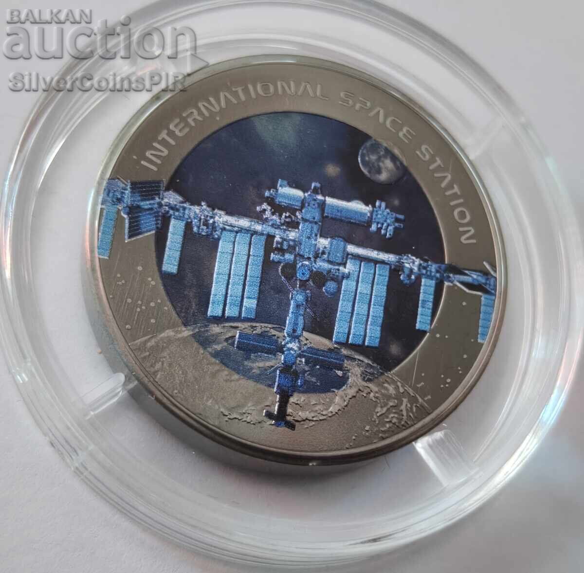 Титан 50 цента МКС Фиджи 2023 НАСА