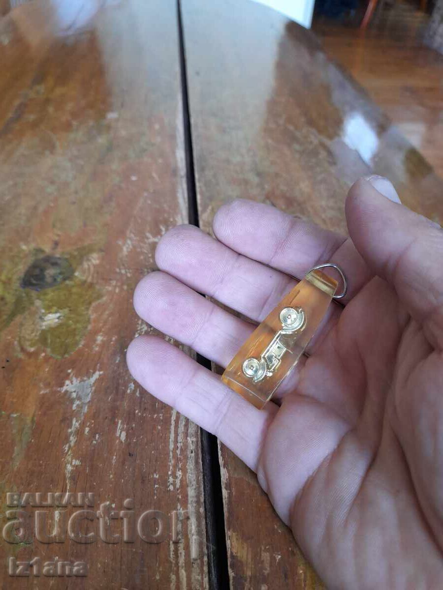 Παράδοση Ένα παλιό μπρελόκ
