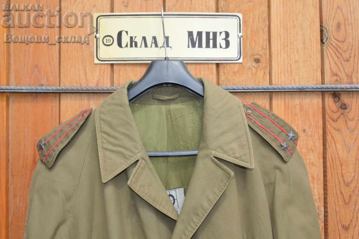 Офицерски шлифер подполковник БНА 182 см. Офицерски шлифер подполковник БНА 182 см.
