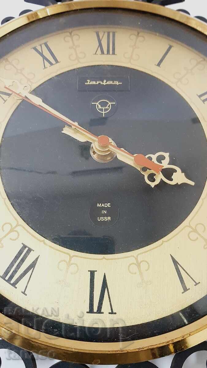 Vintage επιτοίχιο ρολόι Yantar ΕΣΣΔ δεκαετίας του '80 - 6