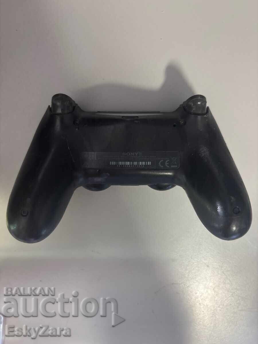 Αυθεντικό χειριστήριο Sony DualShock 4 για PS4 με τιμή € 30.00 | 58.68 BGN Αυθεντικό χειριστήριο Sony DualShock 4 για PS4 με τιμή € 30.00 | 58.68 BGN