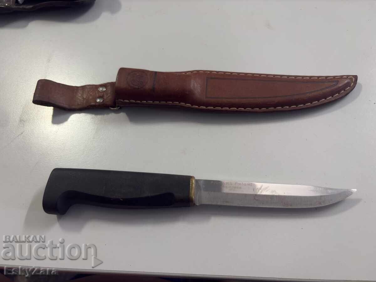 Auction  Vintage Finnish knife FISKARS Finland Stainless with leather sheath