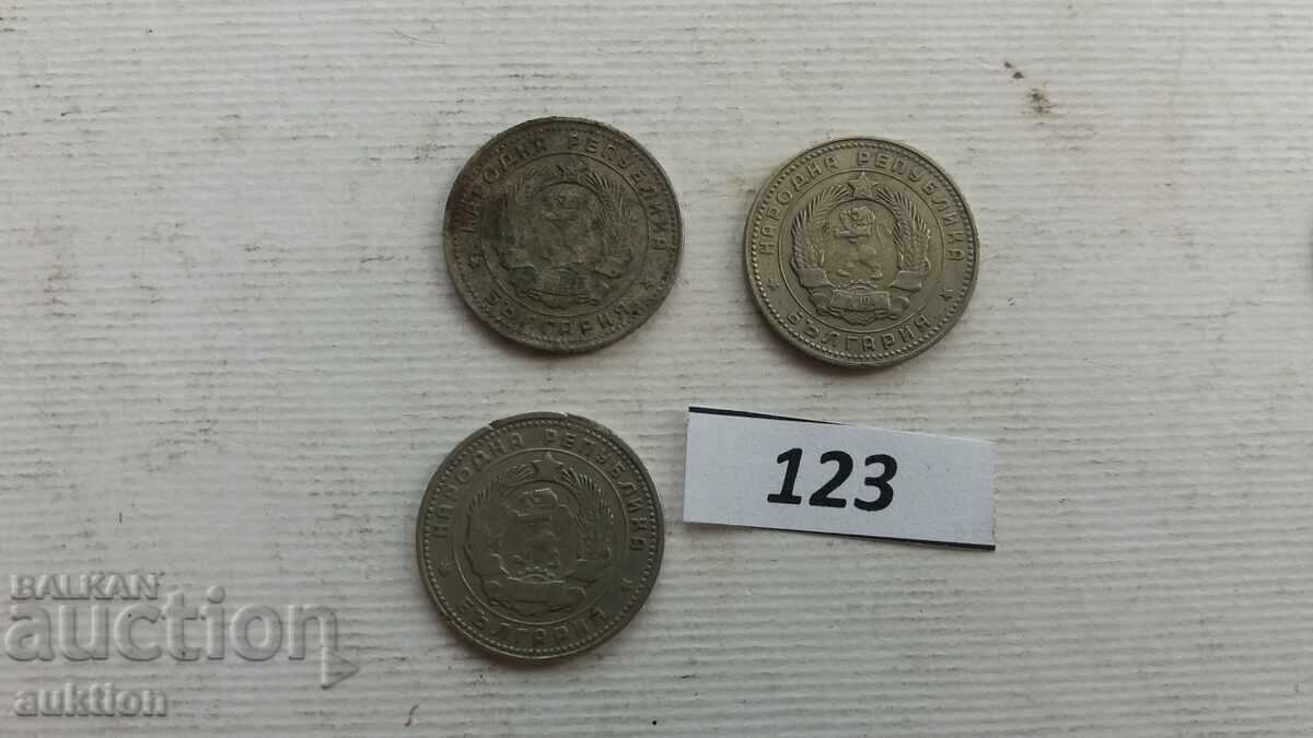 Livrarea 10 stotinki 1962 - 3 bucăți Livrarea 10 stotinki 1962 - 3 bucăți