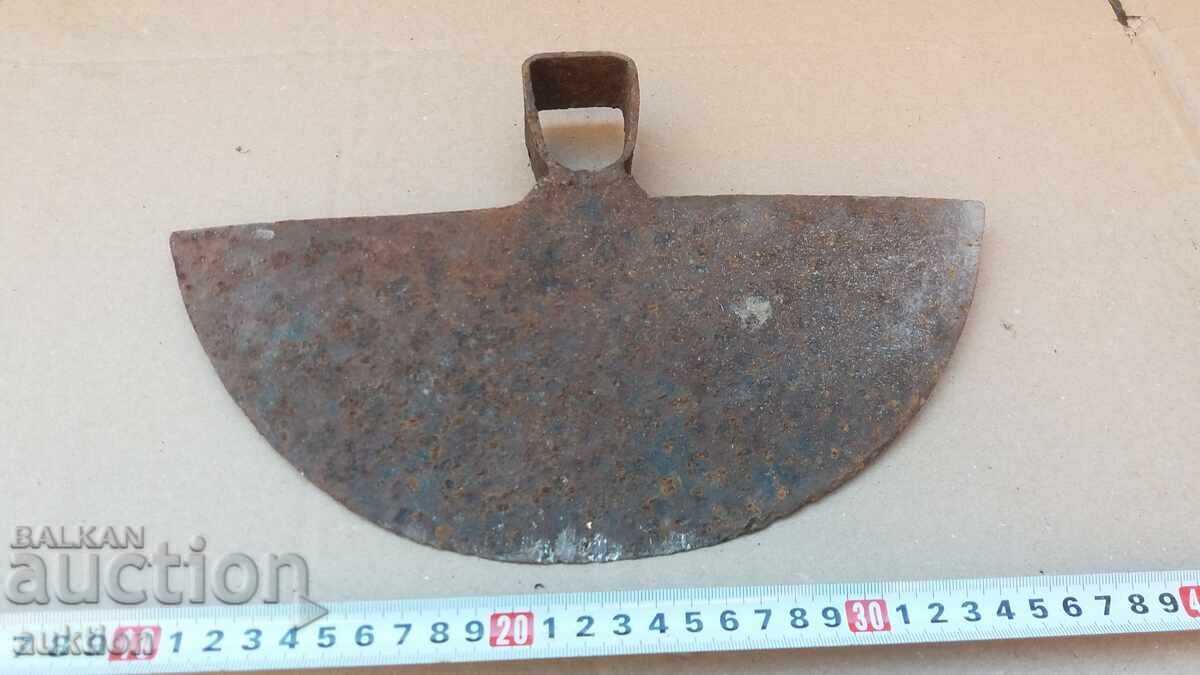 Delivery of OLD HOE, SHOOT