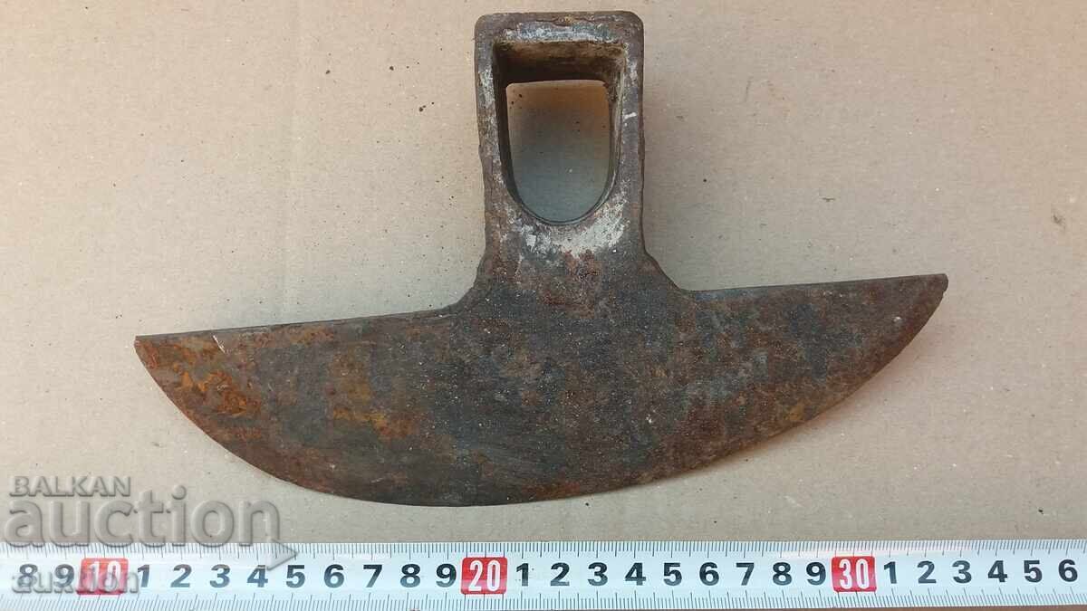 OLD HOE, SHOOT with price € 1.99 | 3.89 BGN