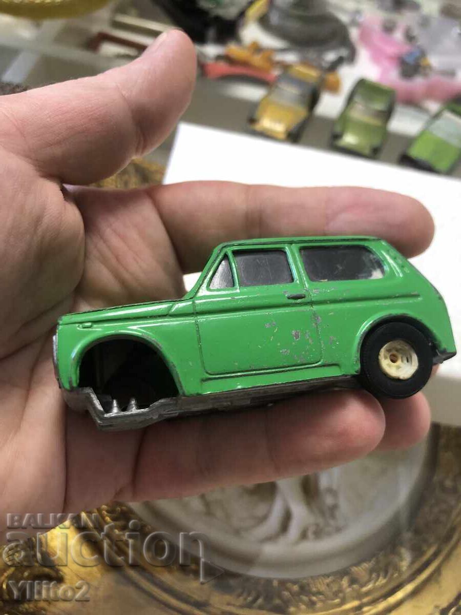 Micro Βουλγαρία με τιμή € 10.00 | 19.56 BGN