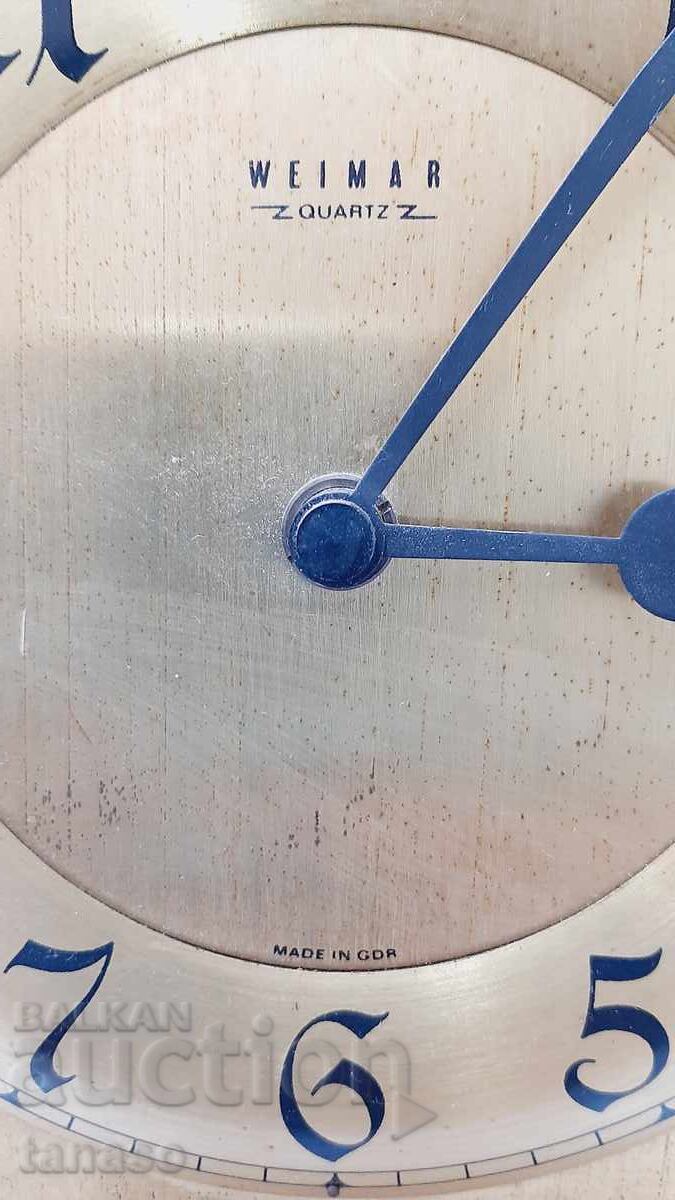 Auction  Vintage wall clock Weimar – quartz – GDR – 23×23×4.5 cm