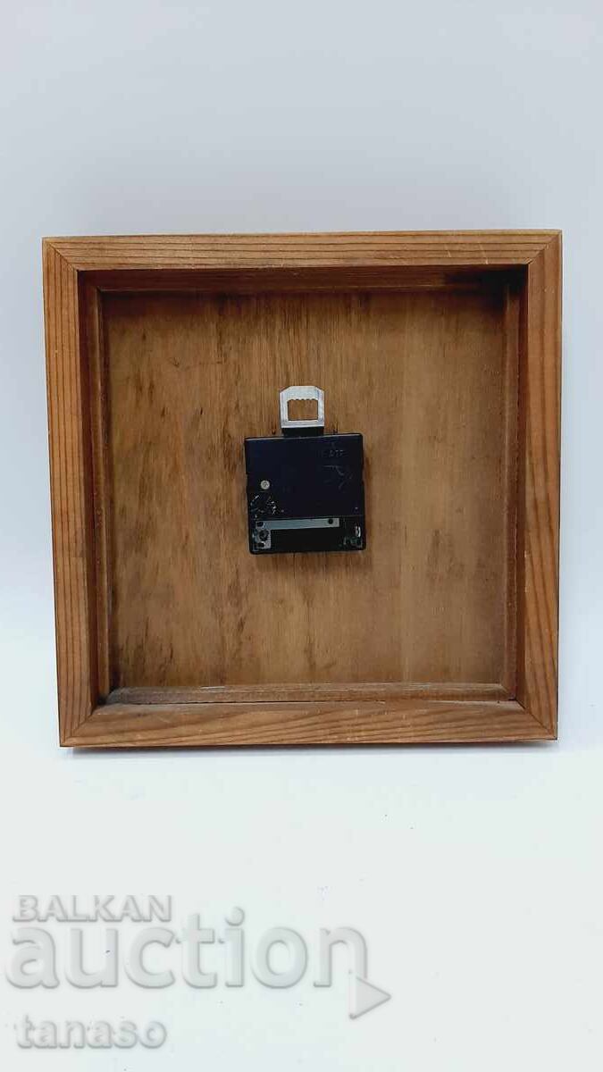 Vintage wall clock Weimar – quartz – GDR – 23×23×4.5 cm - 6
