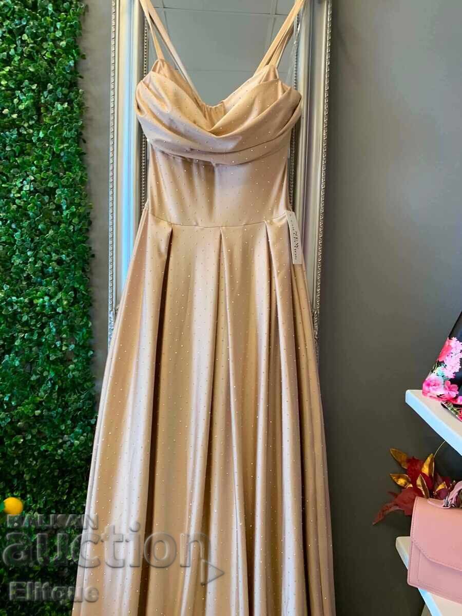 Delivery of Long satin dresses with stones Delivery of Long satin dresses with stones