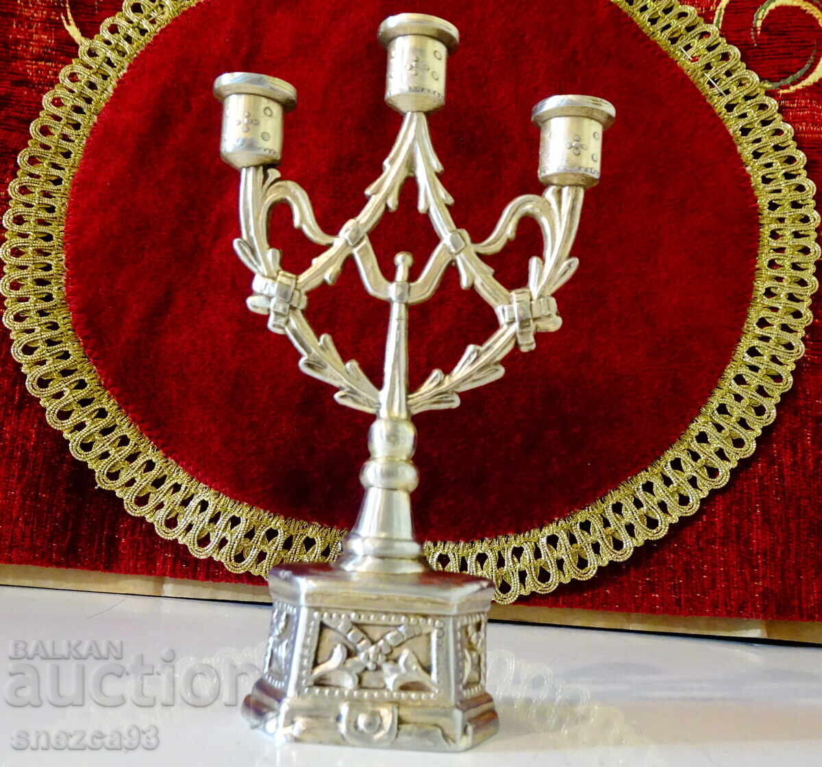 Sfeșnic din cositor, sfeșnic triplu Art Nouveau, placat cu aur cu preț € 14.99 | 29.32 BGN