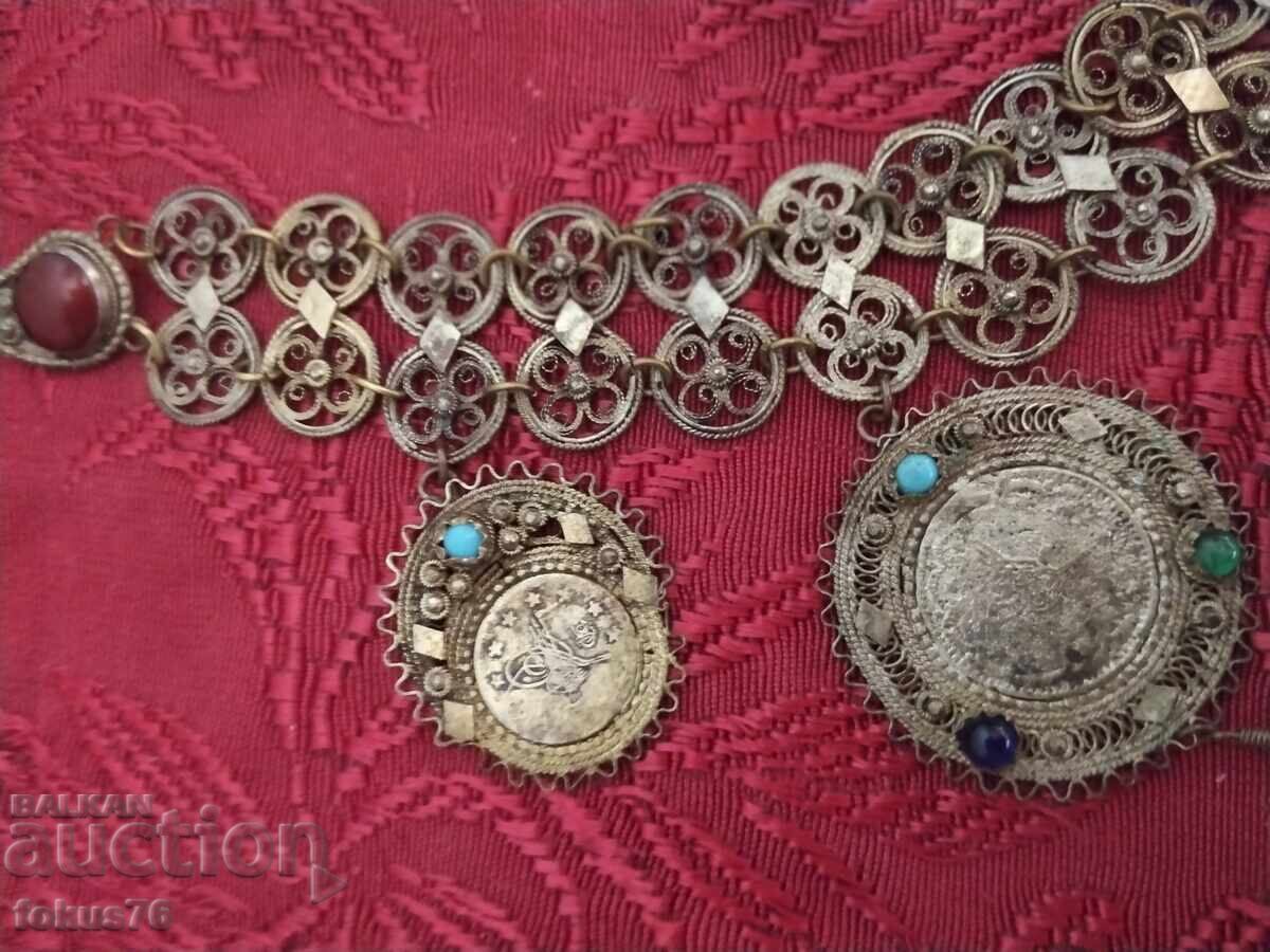 Аукцион Стар възрожденски традиционен женски накит нагръдник