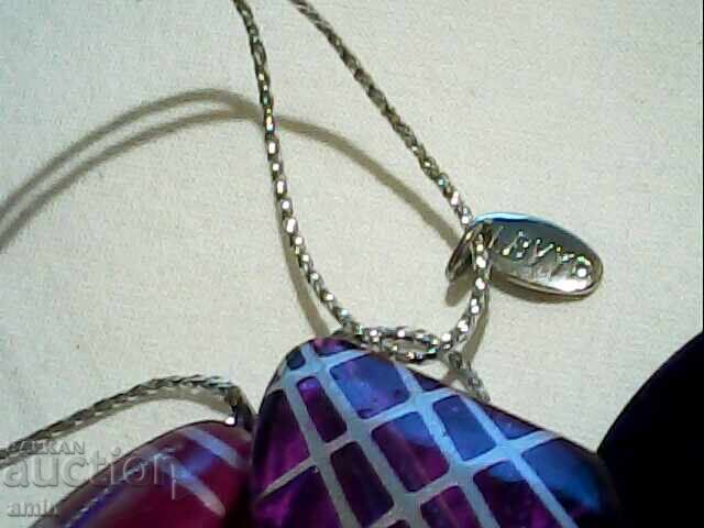 Auction  2 pcs delicate natural stone necklaces